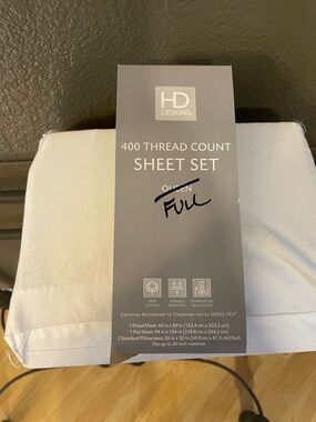 400 Thread Count Sheet Set - White - Full (fitted and flat sheet only)